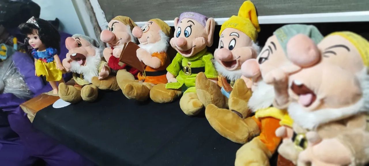 Coleção Disney Pelucia os 7 anões 