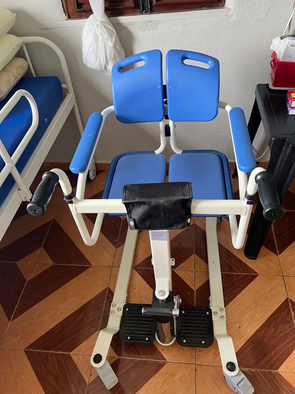 Cadeira de transferência - Foto 5