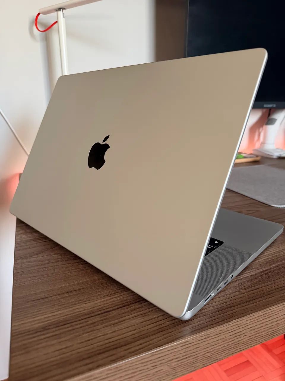 Macbook Pro M1 16GB RAM - 16 polegadas - 512GB - Foto 3