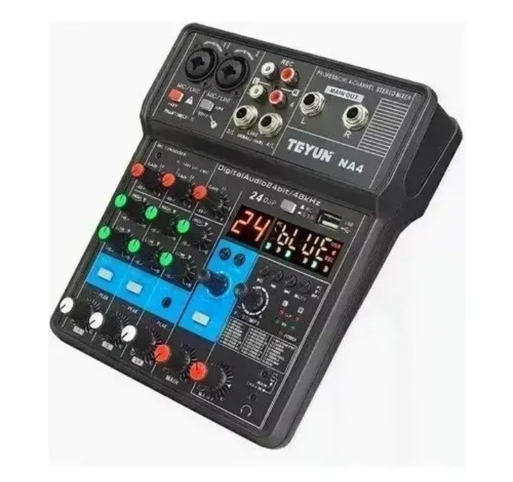 mesa de som e interface de 4 canais