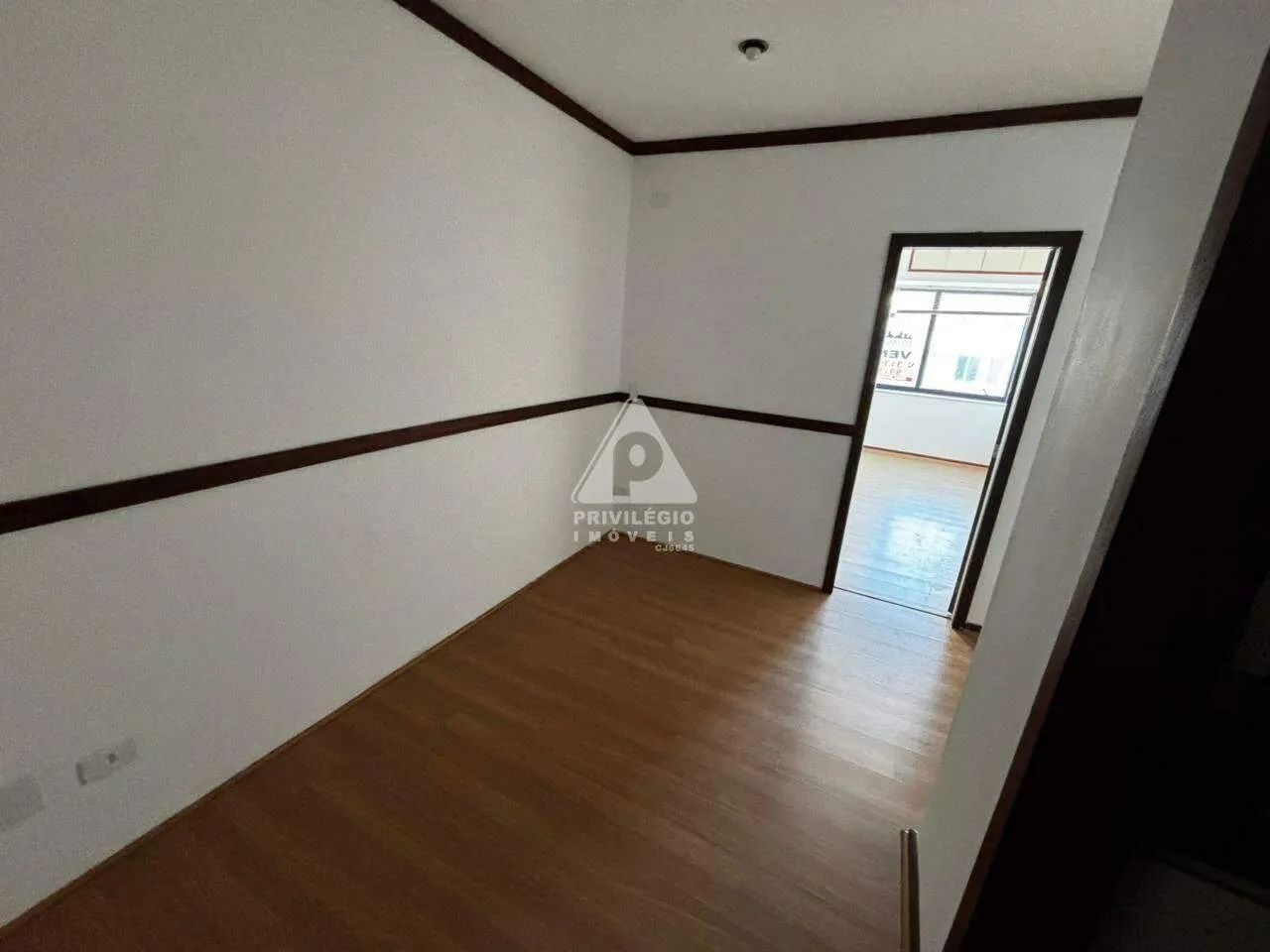 Sala Comercial Frente em Ipanema  34 m², 1 Banheiro, Venda R$ 700.000 - Foto 15