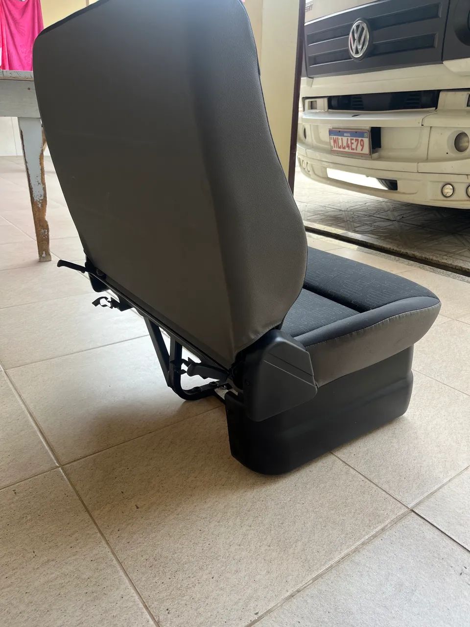 Banco do passageiro do vw 8.160 - Foto 2