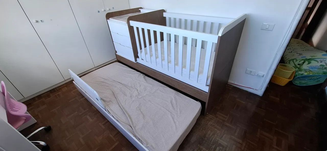 Conjunto de berço, cama, cômoda e trocador - Foto 2