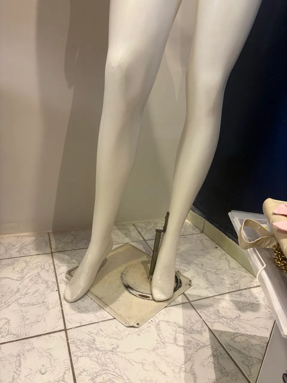 Manequim slim + base - Foto 4