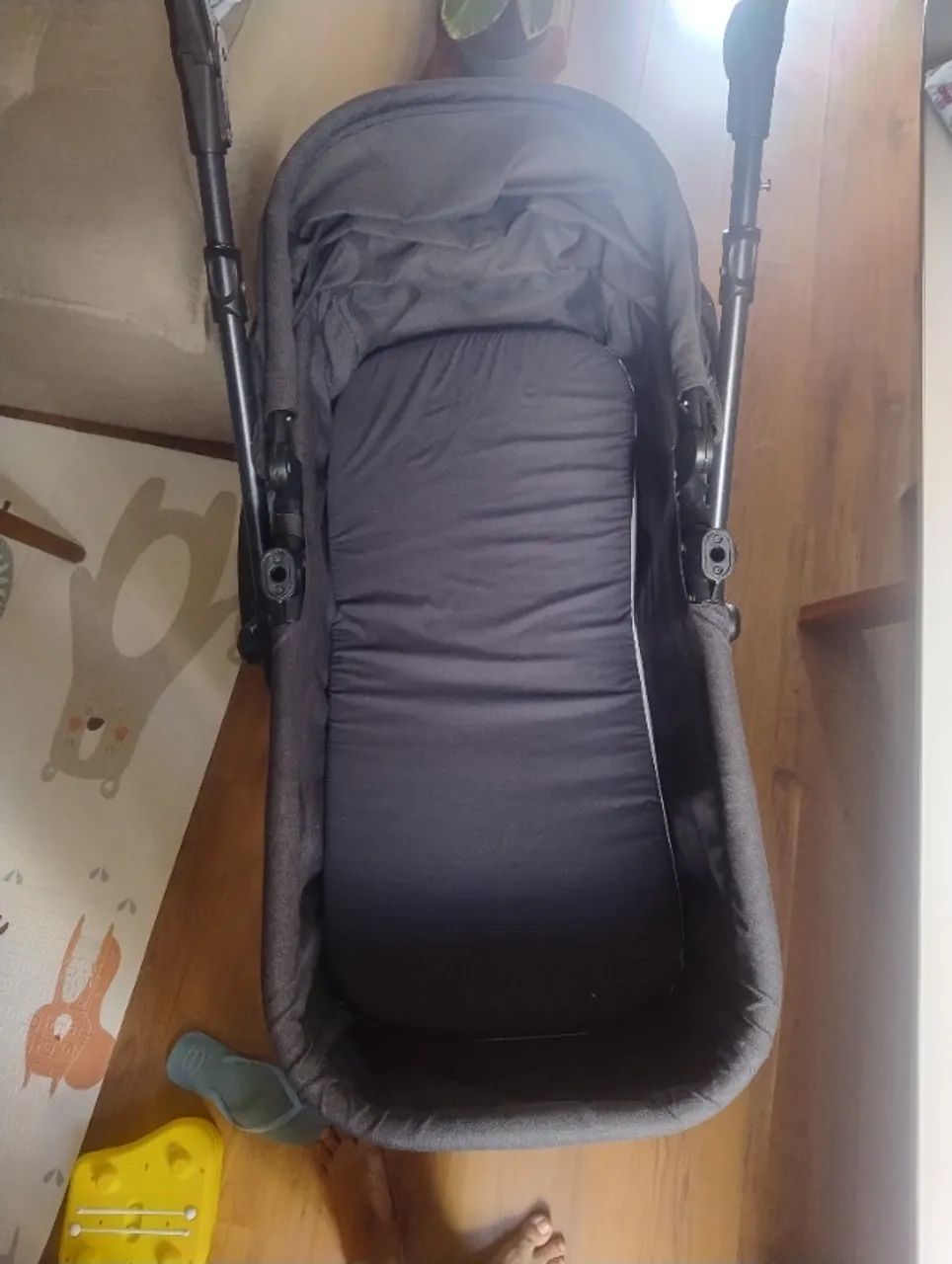 Vendo carrinho de bebê Moisés  - Foto 2