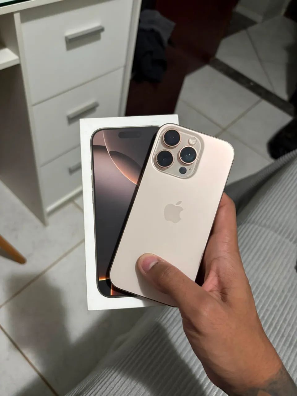 iPhone 16 Pro 128GB - Foto 5