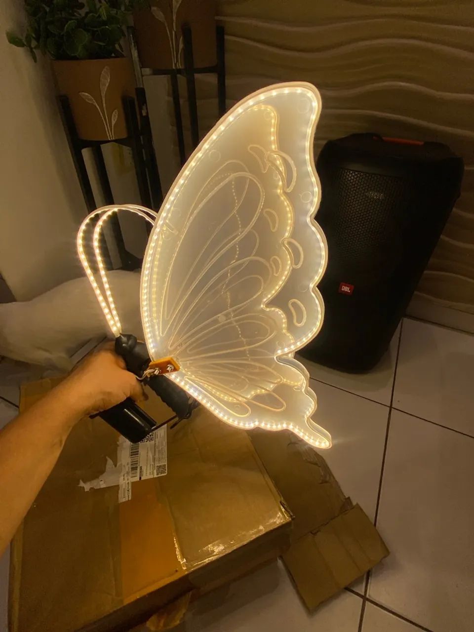 Borboleta em led com movimento  - Foto 5