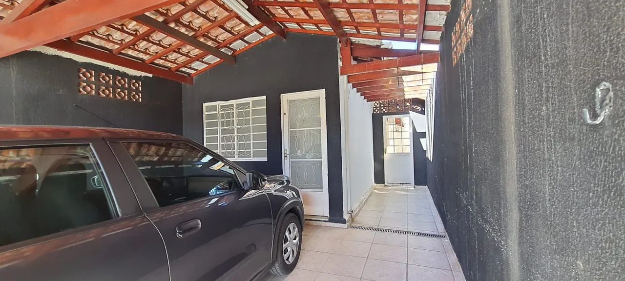 Casa 2 dor/ste. Esplanada Independência. 