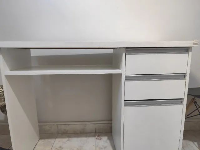 Mesa escritório, manicure etc