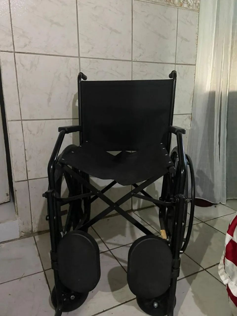 Cadeira de roda - Foto 2