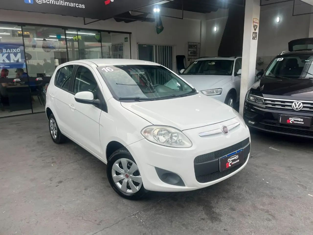 Fiat Palio Attractive 1.0 EVO Fire Flex 8V 5P 2016 - Foto 2