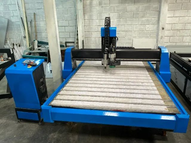 Router CNC Profissional 1,30x2,50 - Duplo Spindle - ACEITO TROCA - Foto 4
