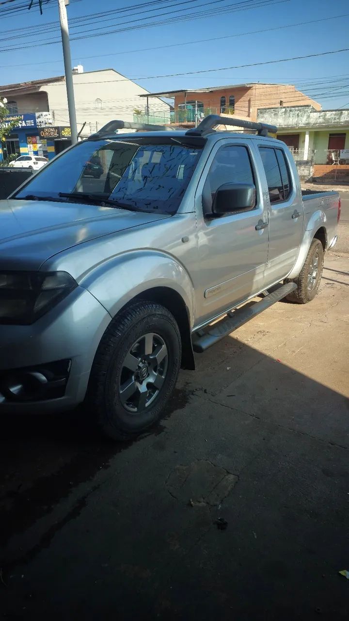 Nissan Frontier Frontier SV AT. CD 4x4 2.5 TB Dies. Aut. 2016