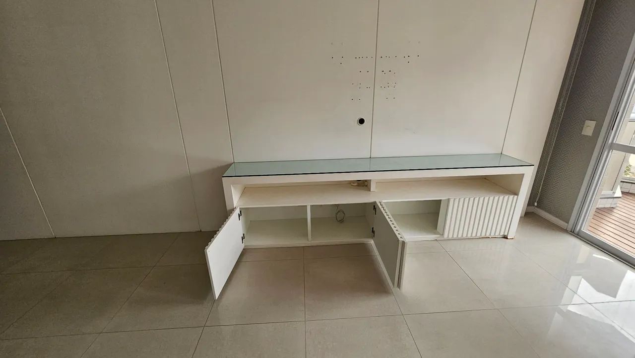 Doação Painel de madeira com pintura em laca branco - Foto 2