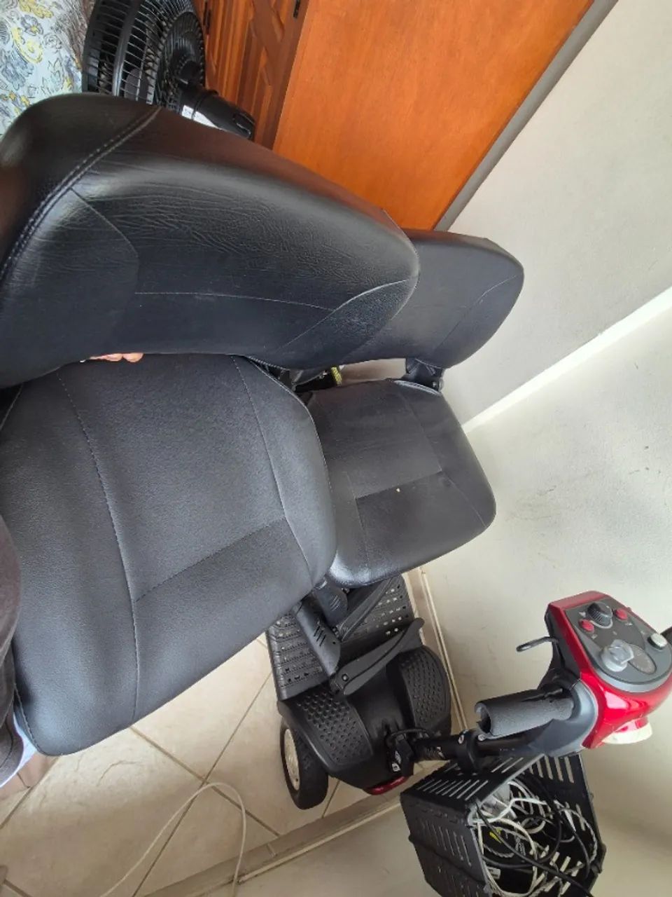 Cadeira motorizada  - Foto 2
