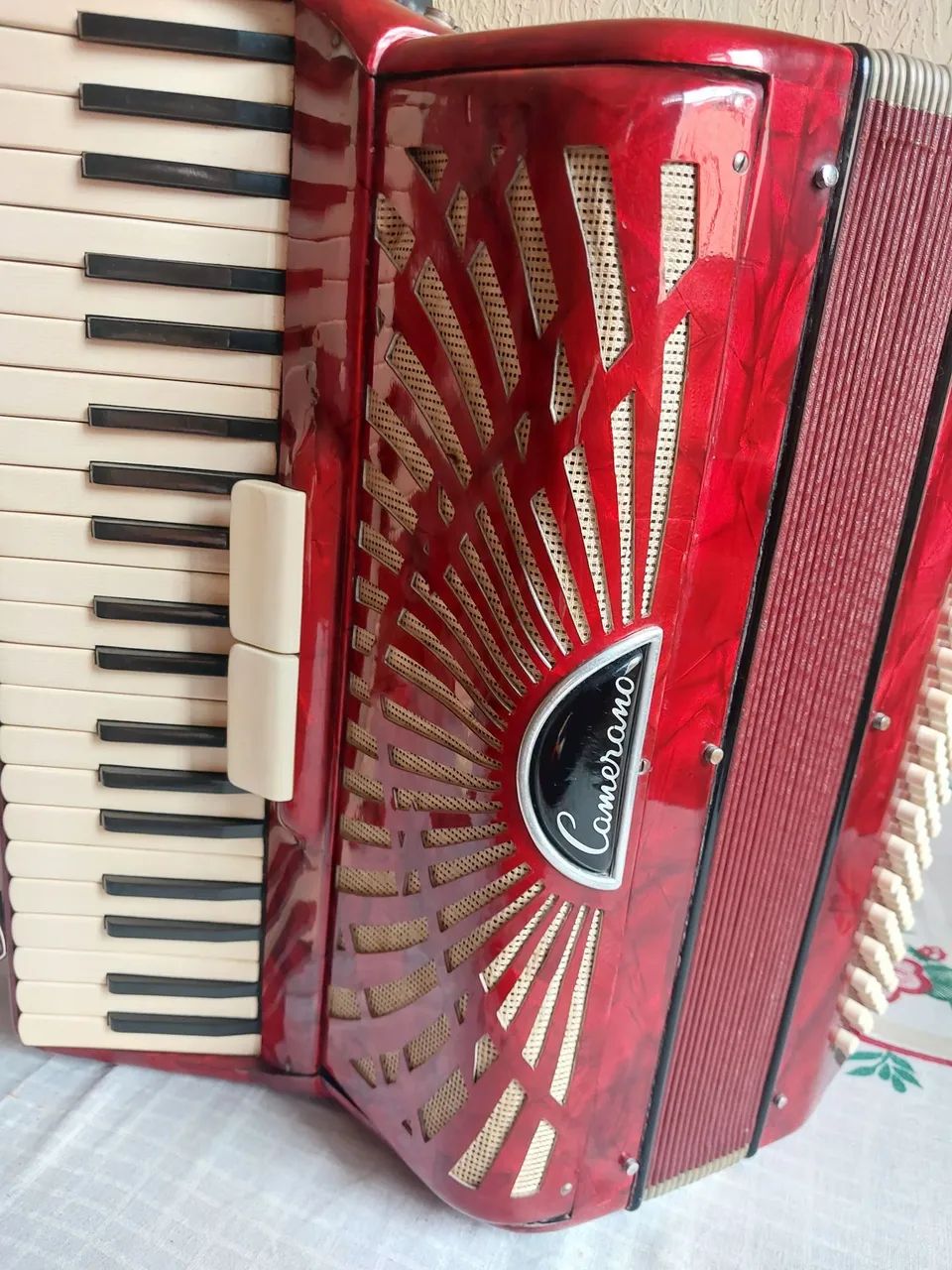 Acordeon Camerano 120 baixos. - Foto 4