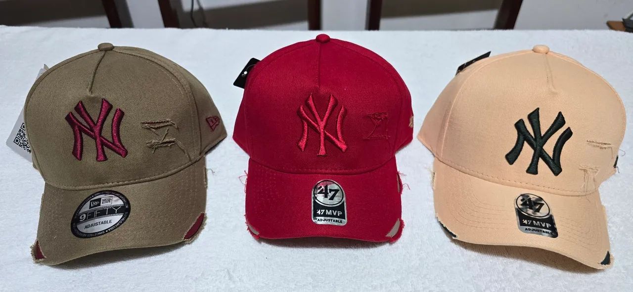 Bonés da New York estilo rasgadinho