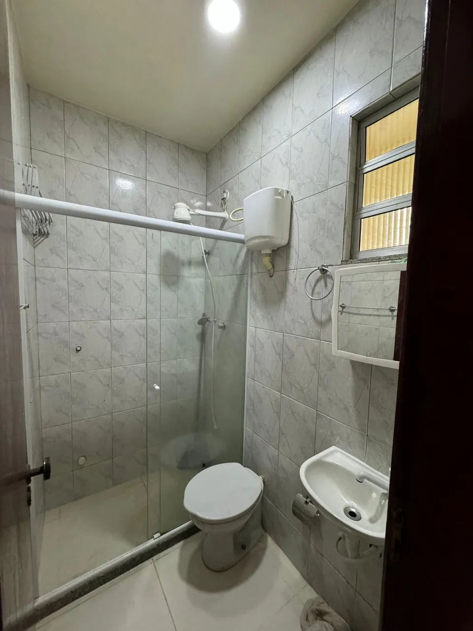 Kitnet Mobiliada com Água e Luz incluso - Foto 3