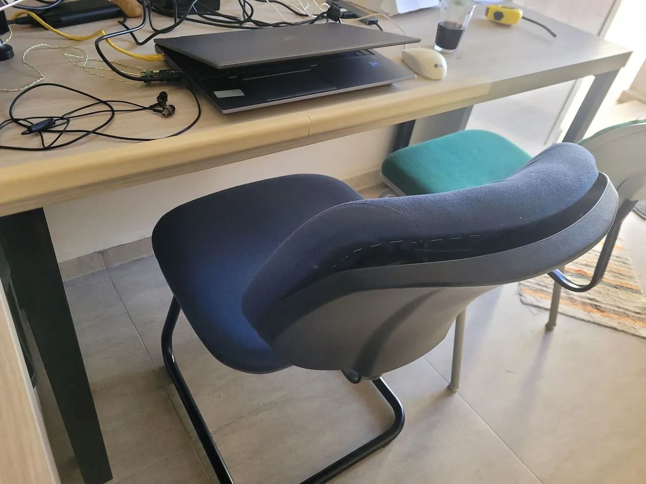 Mesa escritório 1,35 X 0,60 - Foto 2