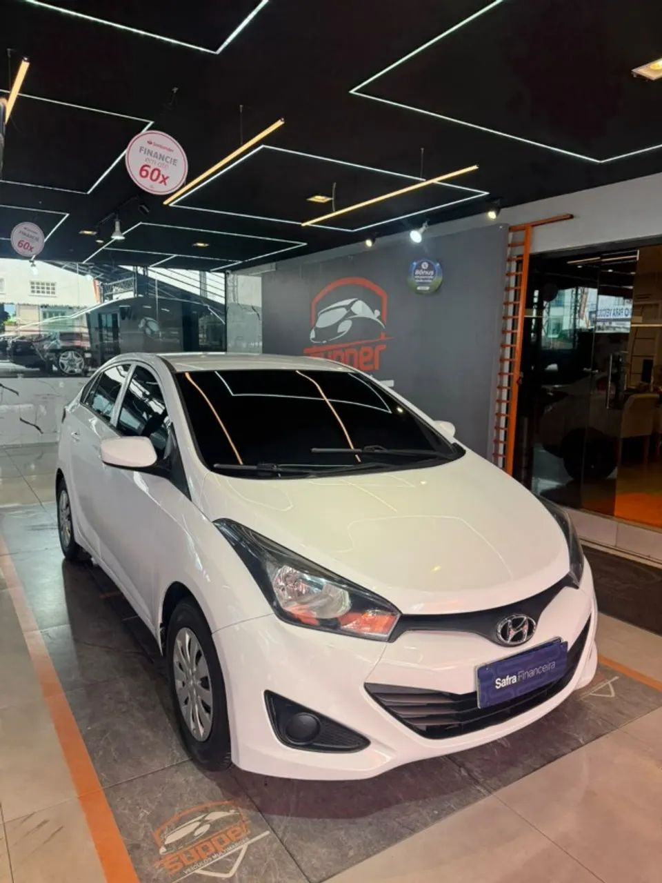 Hyundai Hb20S C.PLUS/C.STYLE1.0 FLEX 12V MEC. 4P 2014
