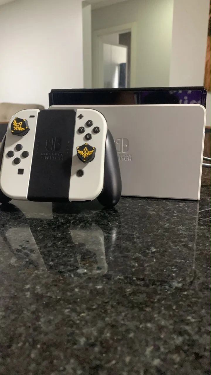 Nintendo Switch Oled 64GB + Case - Foto 2