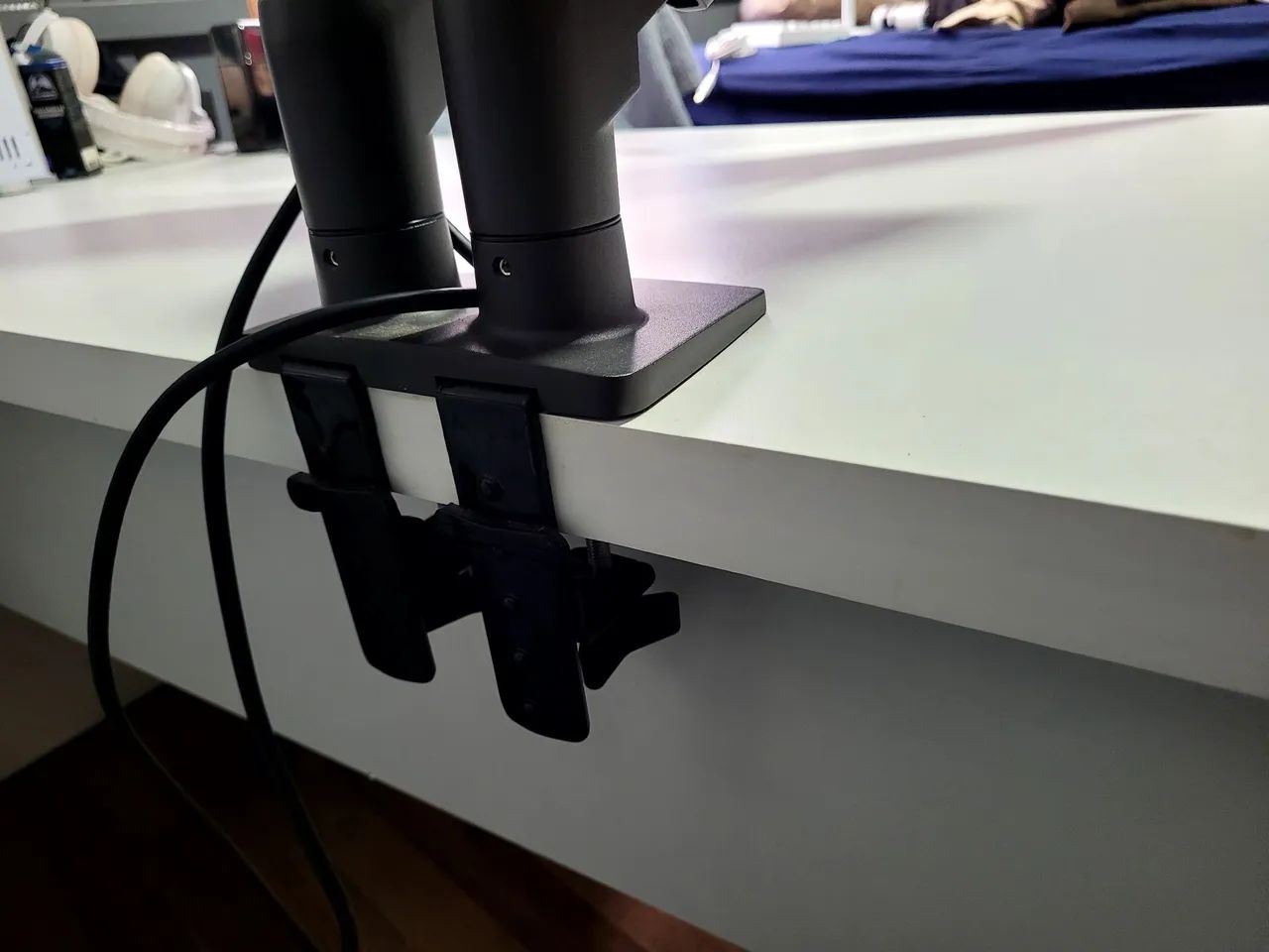 ELG, F160N, Suporte Articulado de mesa com Pistão a gás e ajuste de altura, 2 monitores! - Foto 3
