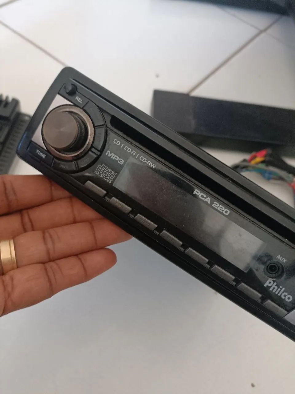 Multimídia 9  polegadas e rádio precisando de reparo - Foto 3