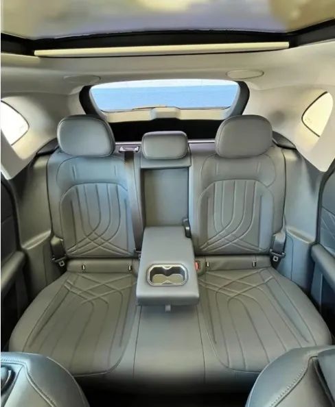 Geely EX5 EM-i ULTRA, foto 12 de 16
