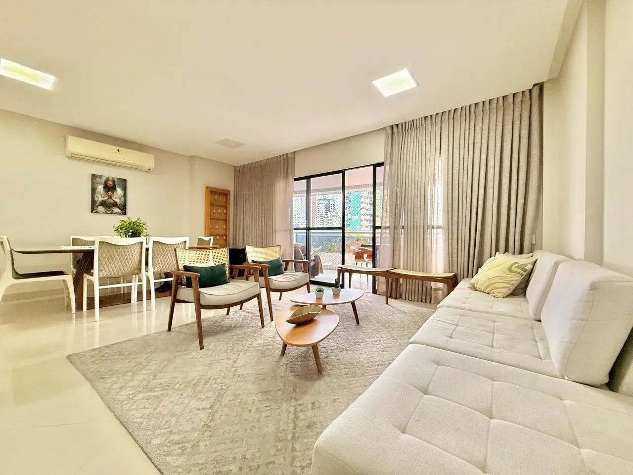 EDIFÍCIO HONFLEUR | UMARIZAL | 185,31 M² | 4 SUÍTES | 3 VAGAS / VENDA