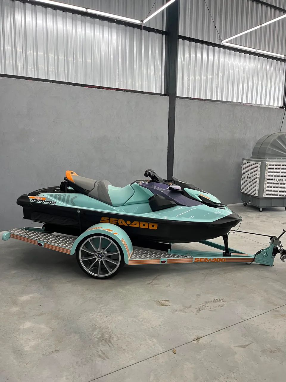 JET SKI 170 WAKE