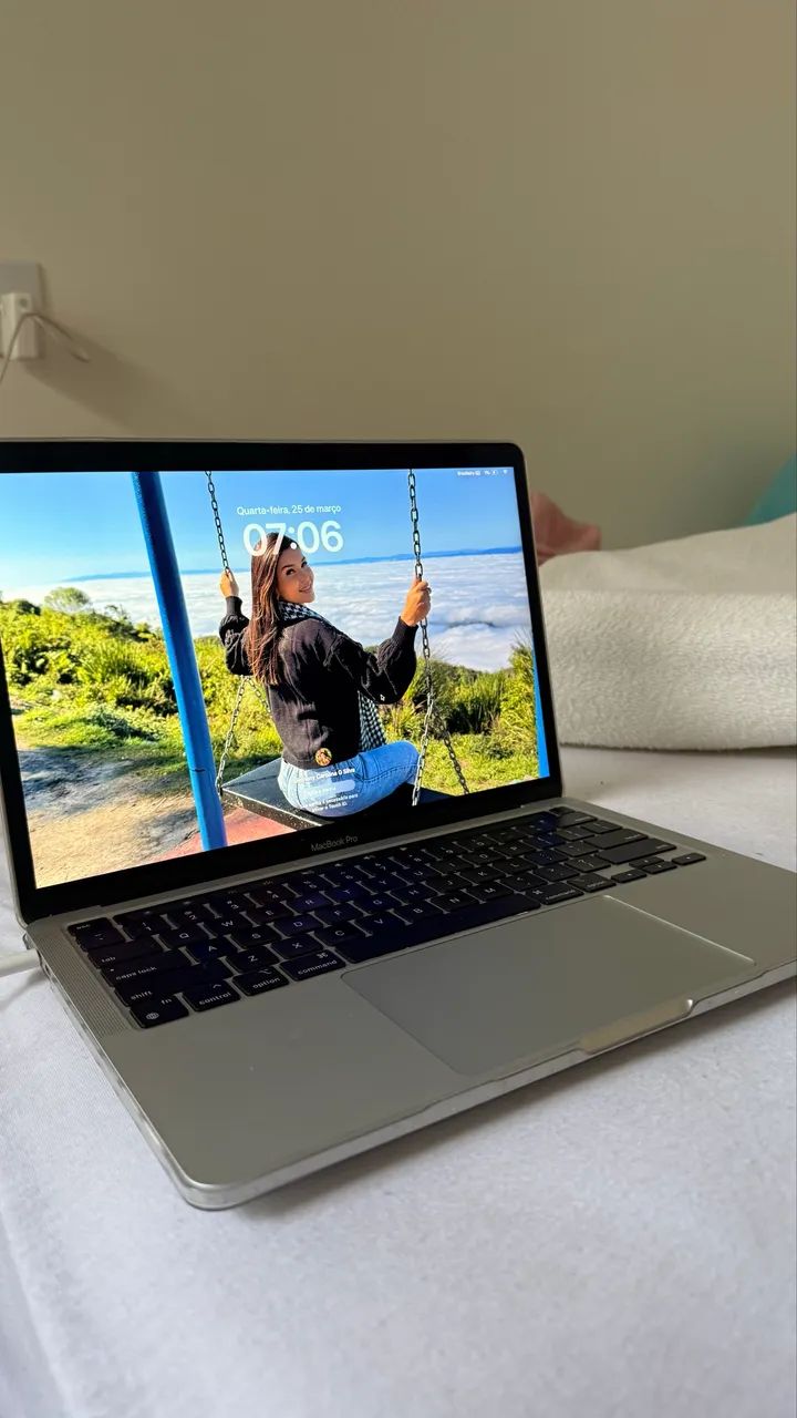 MacBook Pro13-inch ほぼ新品 Apple MacBook Pro M2 2022 13インチ 整備済み品