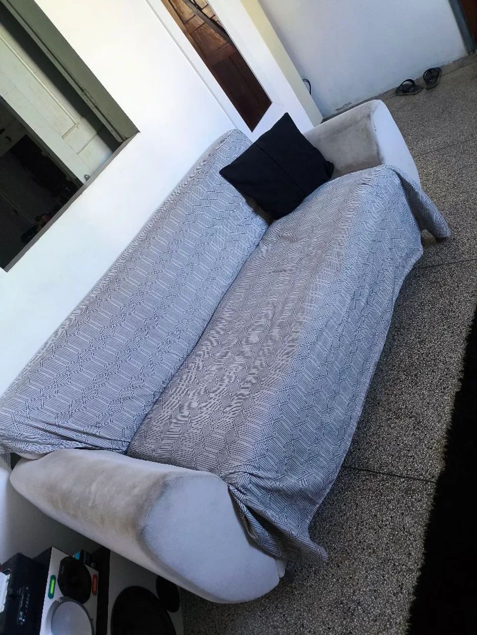Sofá 150$ pra vender rápido  - Foto 4