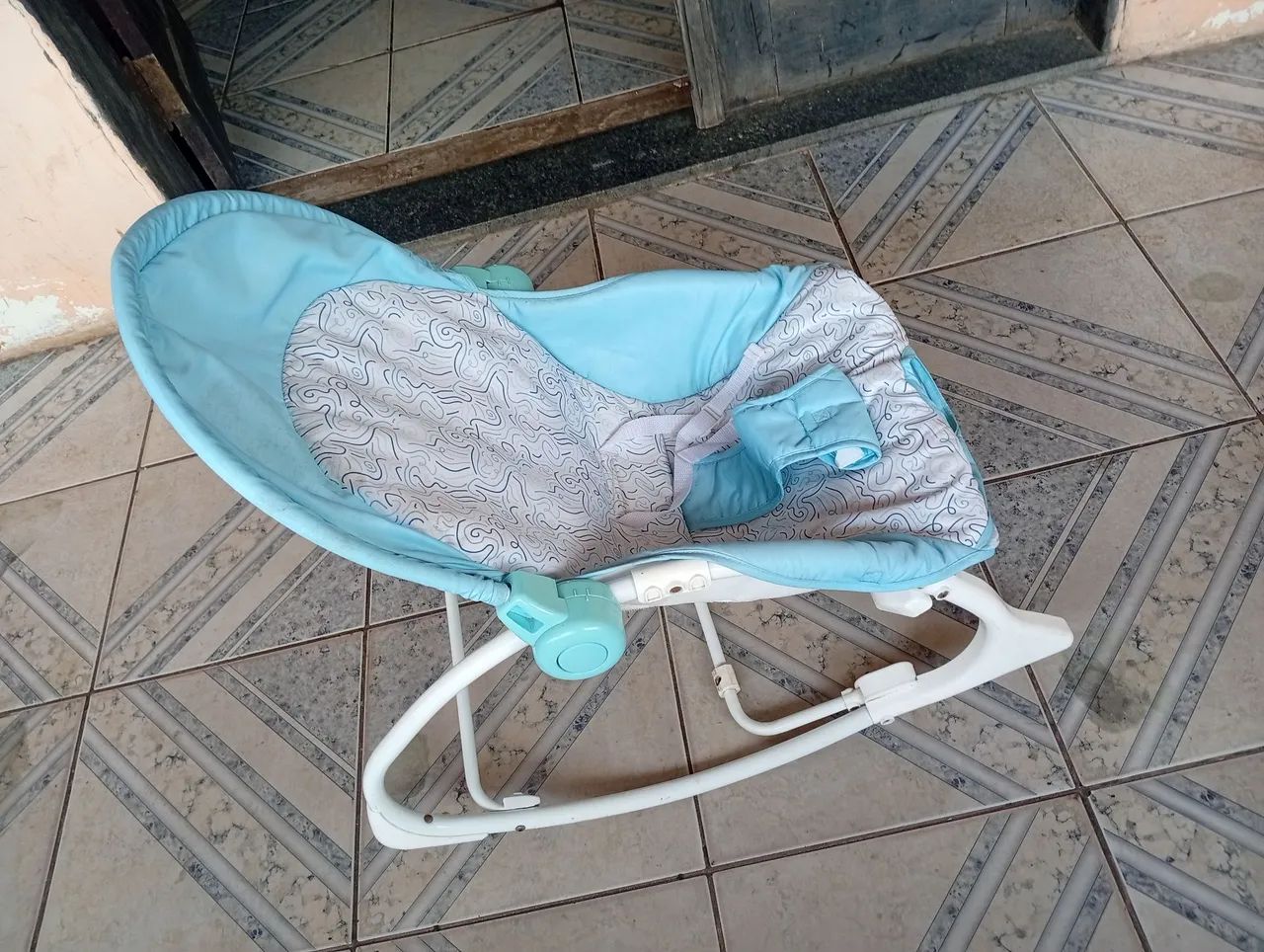 Vende-se cadeirinha de repouso  - Foto 2