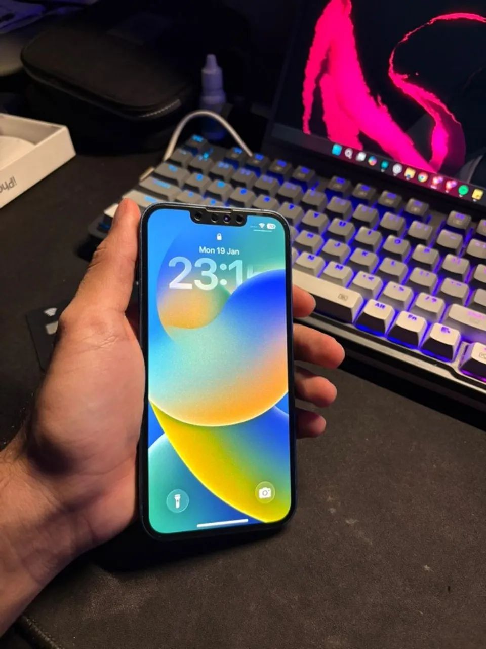 Iphone 13 - 128gb com película e capinha- bateria 86%