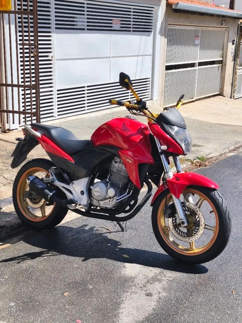 CB300R 2015 - Foto 3