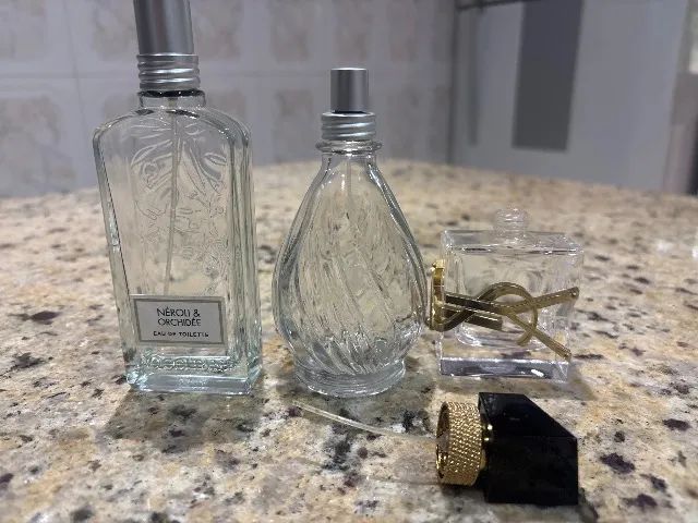 Vidros de perfume vazio - Foto 2