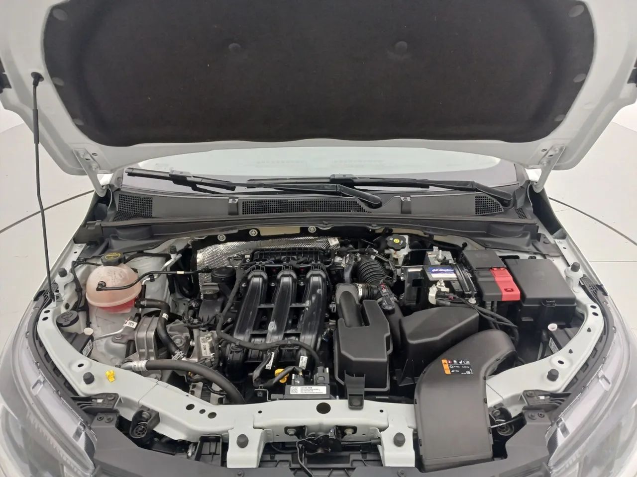 Chevrolet Onix Hatch 1.0 12V Flex Mec. 4P, foto 10 de 18