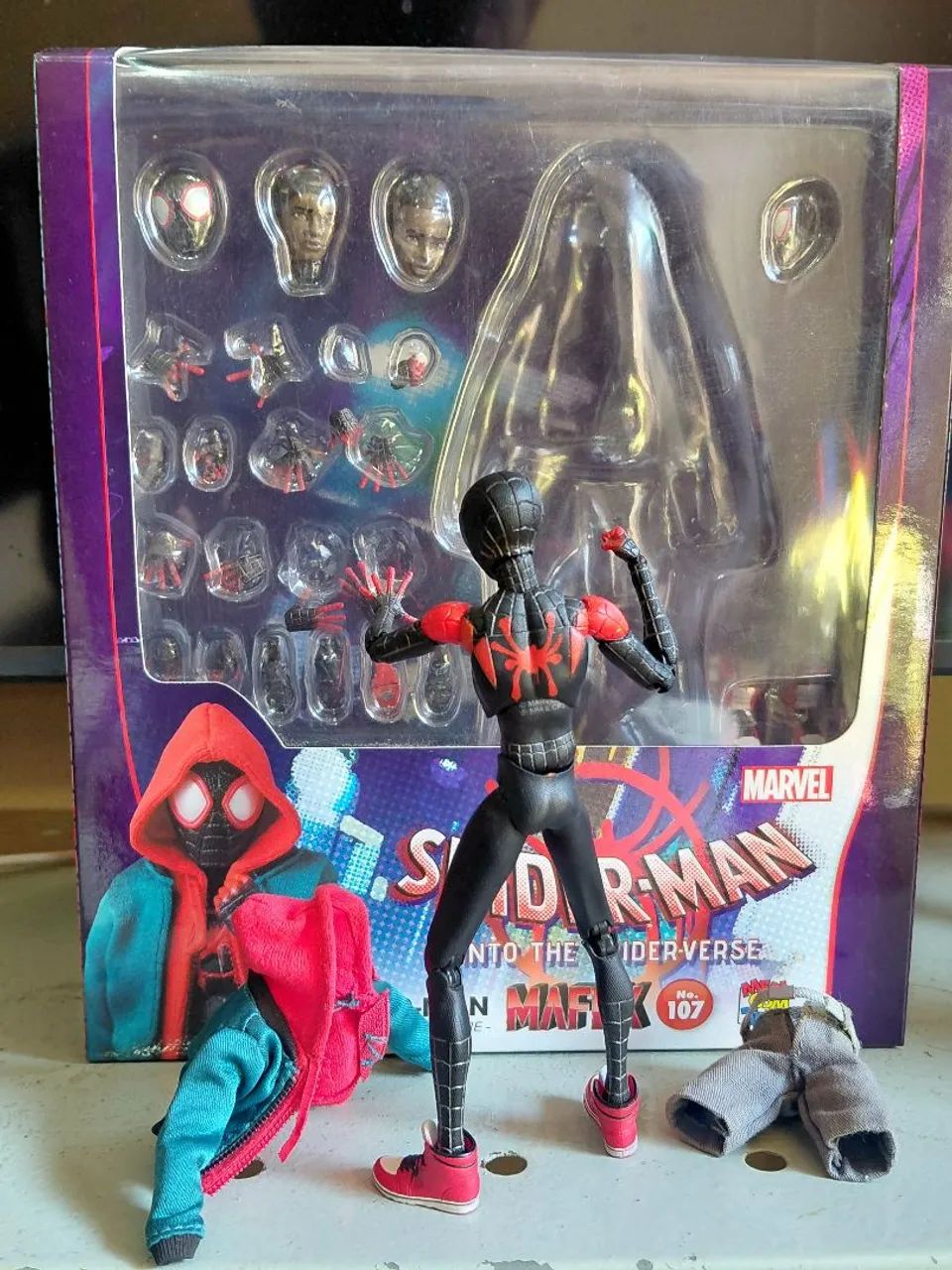 Mafex - Miles Morales  - Foto 2