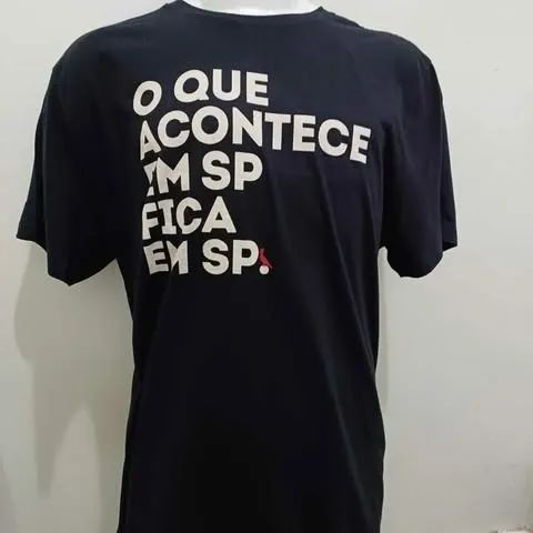 Camiseta Original Reserva O que Acontece em SP Preta