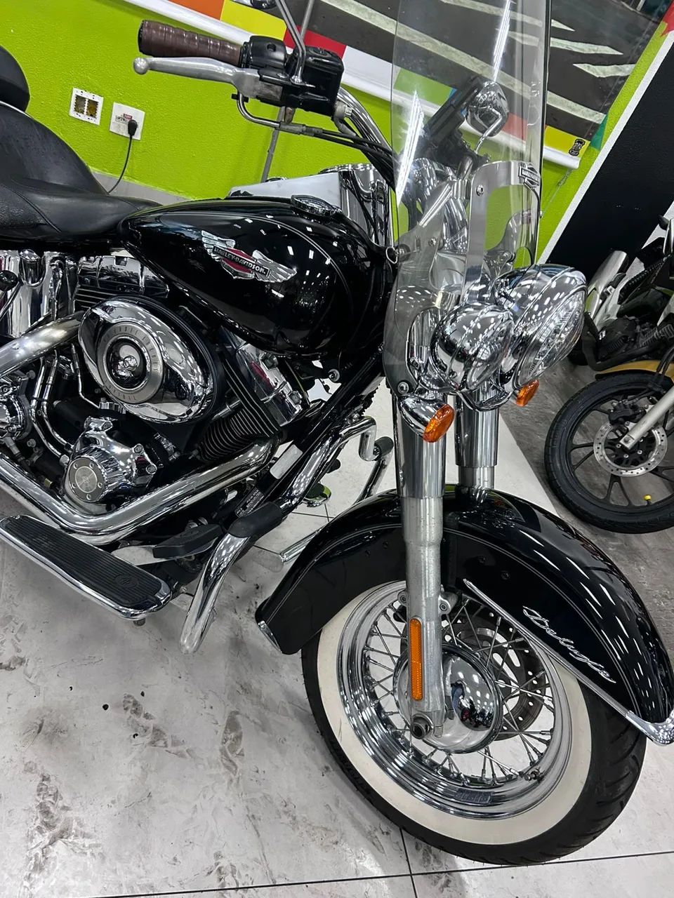 HARLEY-DAVIDSON SOFTAIL DELUXE - Foto 2