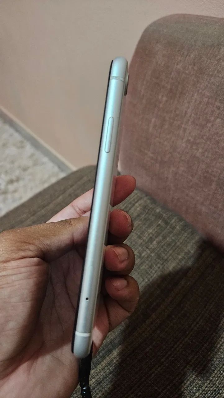 IPhone Xr 64Gb Branco - Foto 4