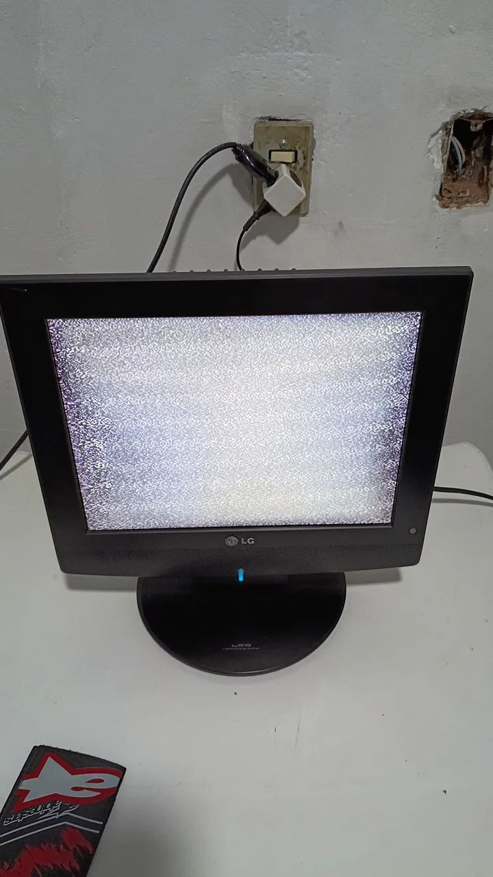 Monitor Tv LG 15 Polegadas (Leia) - Foto 2