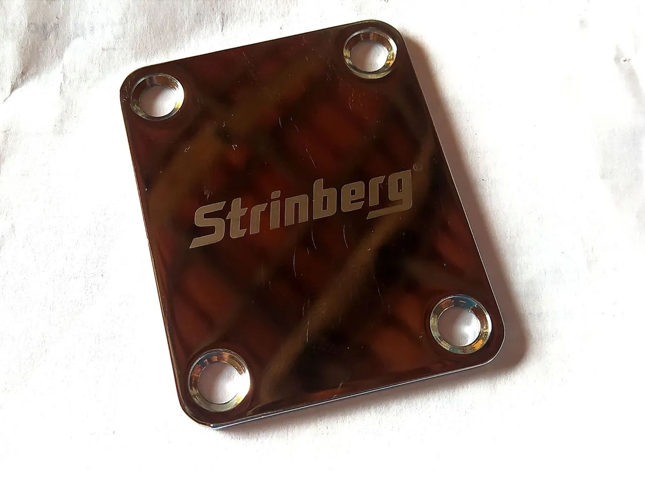 Neck Plate cromado - Foto 2