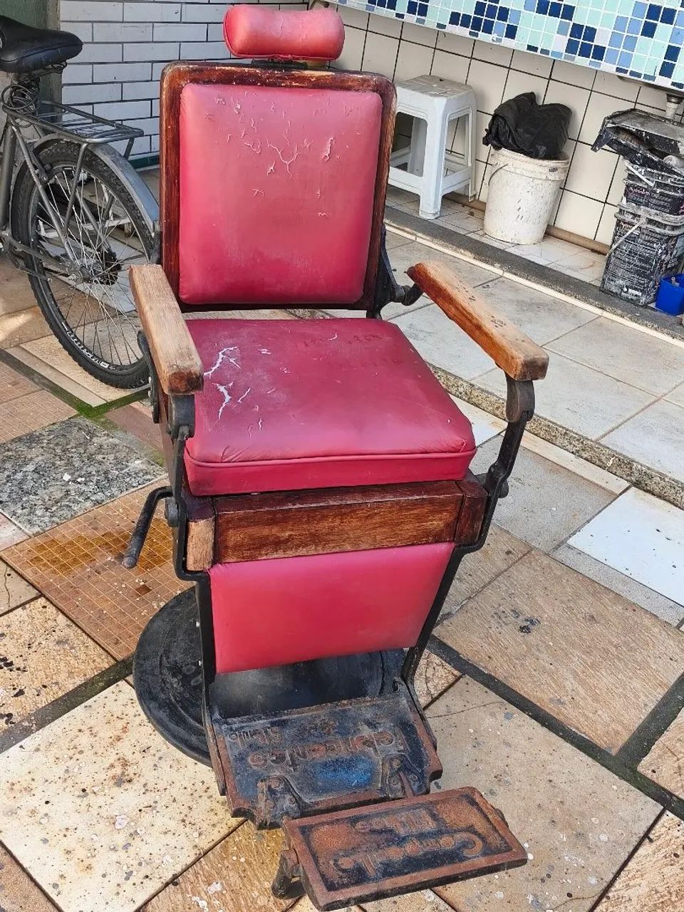 Cadeira de barbeiro - Foto 2