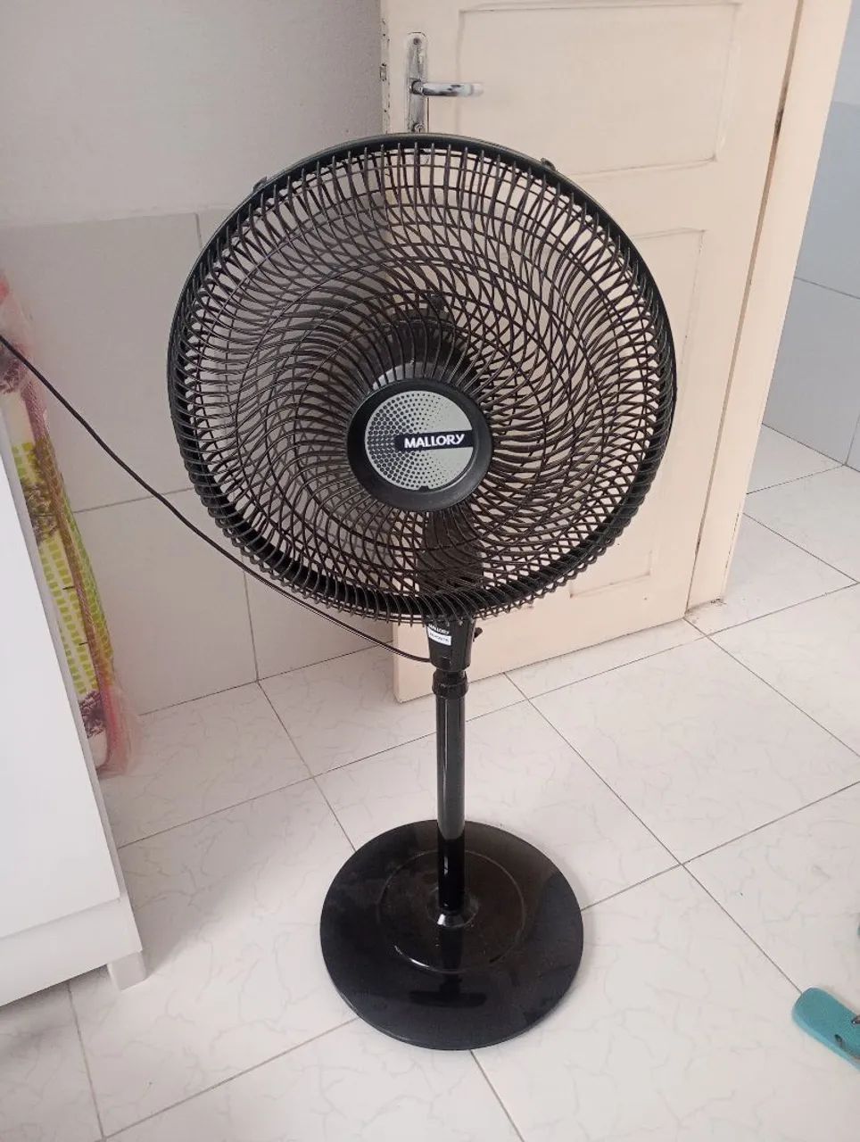 Ventilador Mallory com hélice de 6 pás - Foto 2