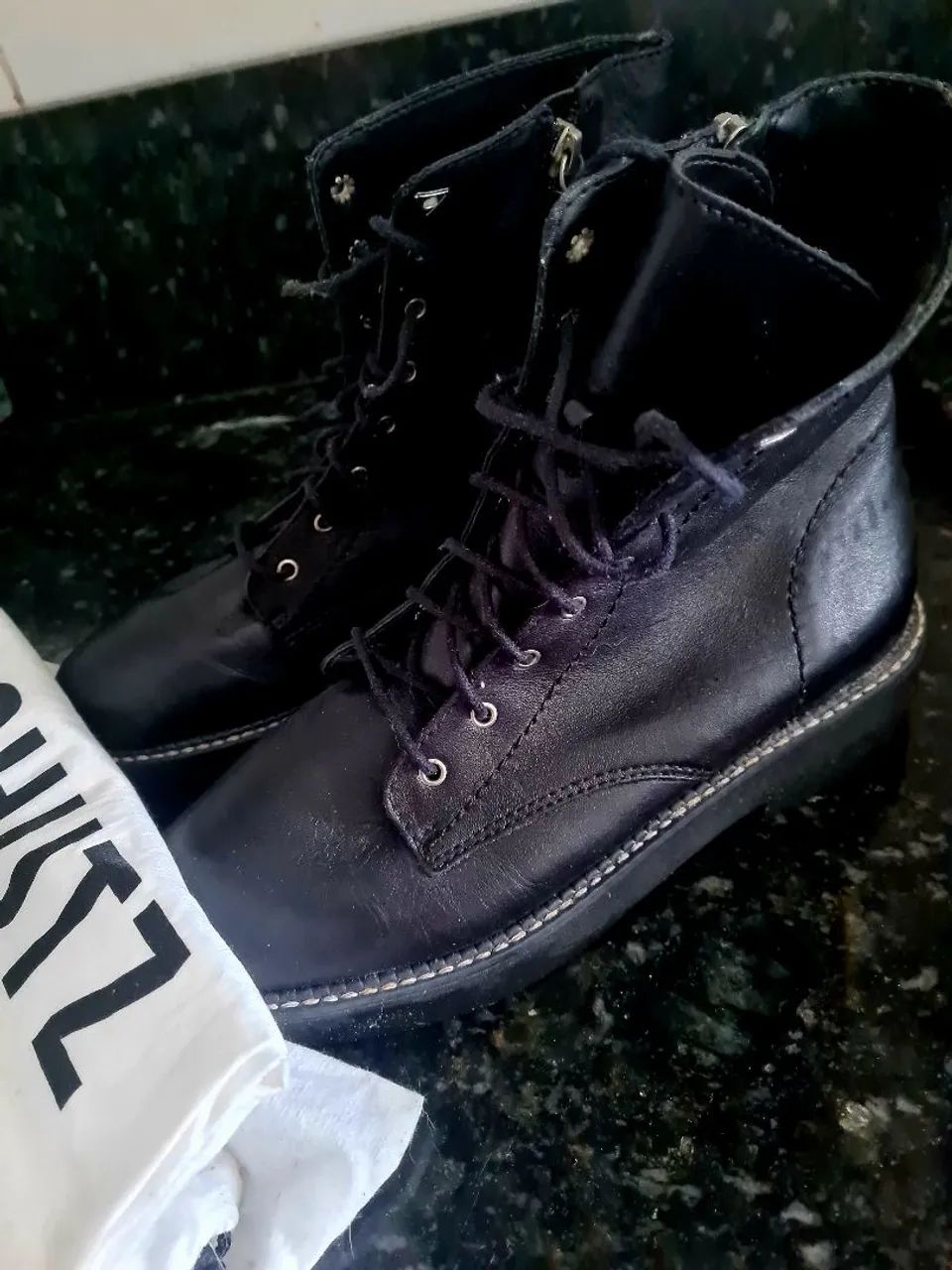 Bota Schutz 100%  Couro - Black Original  - Foto 2