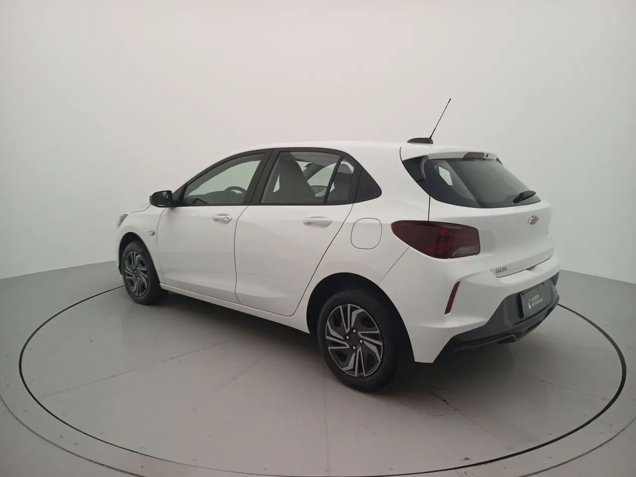 Chevrolet Onix Hatch 1.0 12V Flex Mec. 4P, foto 3 de 18