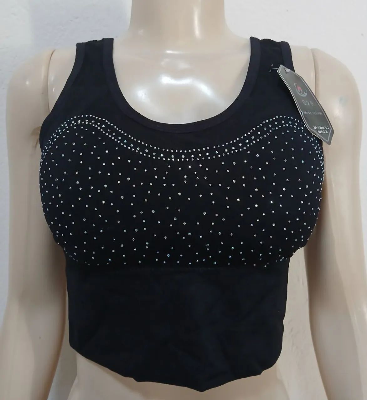 Blusa  feminina e cropped 