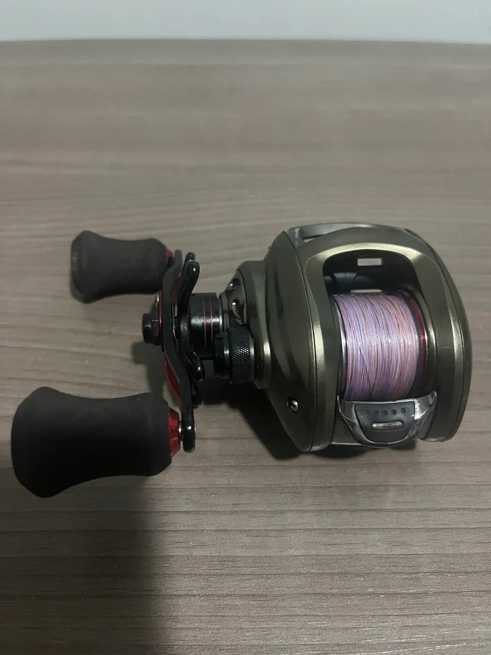 Vendo Carretilha Rapala Sideral