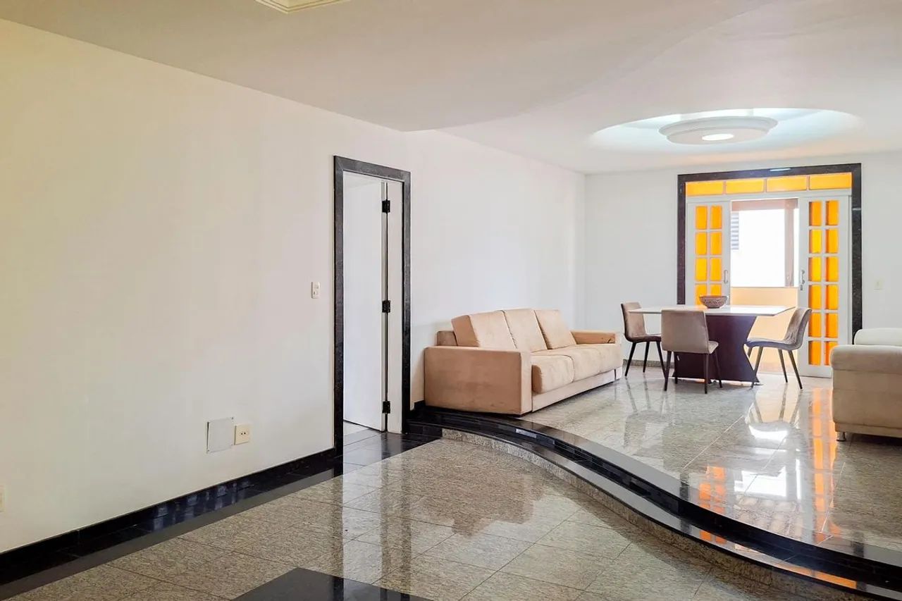 Casa à Venda - Cachoeirinha, 5 Quartos, 360 m2 - Foto 3